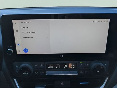 Used 2024 Toyota Grand Highlander Limited image 23