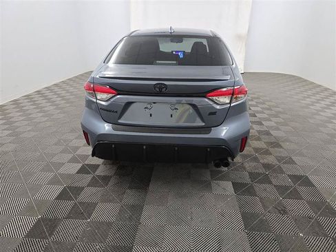 Used 2025 Toyota Corolla SE FWD image 5