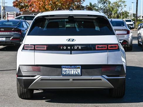 Certified 2024 Hyundai Ioniq 5 SE image 6