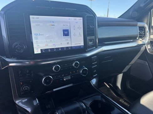 Used 2022 Ford F150 Lariat image 24