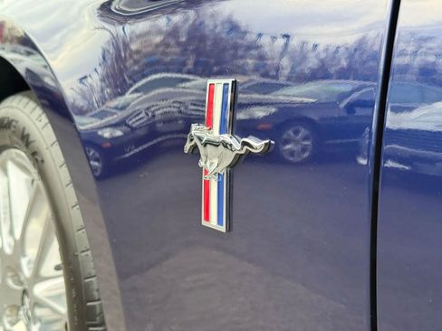 Used 2012 Ford Mustang Premium image 13