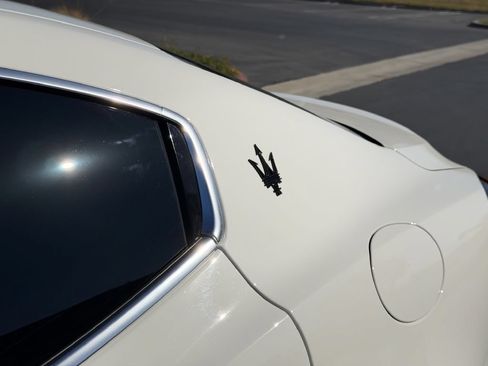 Used 2023 Maserati Ghibli Modena RWD image 8