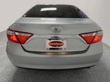 Used 2016 Toyota Camry LE image 4