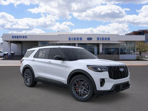 New 2026 Ford Explorer ST-Line w/ ST-Line Street Pack image 7