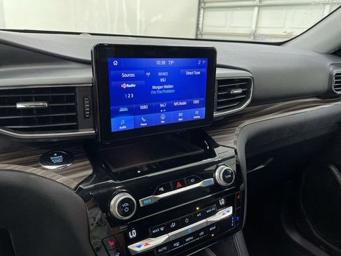 Used 2021 Ford Explorer Limited w/ Hybrid Equipment Group 310A image 27