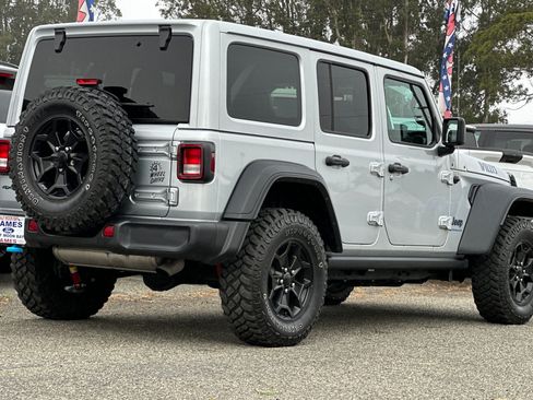 Used 2023 Jeep Wrangler Unlimited AWD/4WD image 5