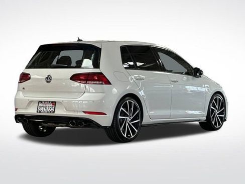 Used 2018 Volkswagen Golf R 4-Door image 5