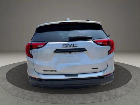 Used 2021 GMC Terrain SLT w/ Infotainment Package II AWD/4WD image 6