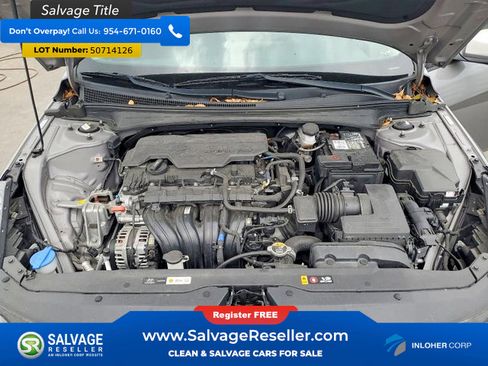 Used 2022 Hyundai Elantra SEL FWD image 15