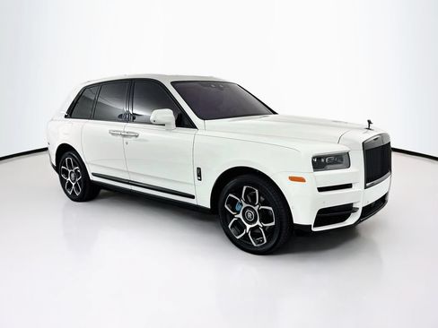 Used 2023 Rolls-Royce Cullinan Black Badge w/ Driver's Package AWD/4WD image 3