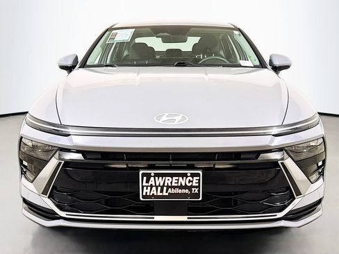 Used 2024 Hyundai Sonata SEL FWD image 2