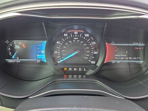 Used 2020 Ford Fusion SE image 14