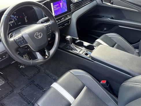 Certified 2025 Toyota Camry SE FWD image 10