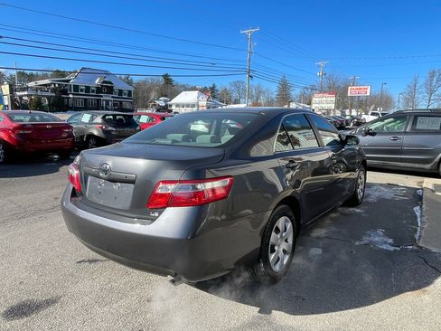 Used 2008 Toyota Camry LE image 4
