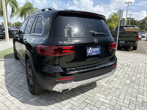 New 2026 Mercedes-Benz GLB 250 image 9