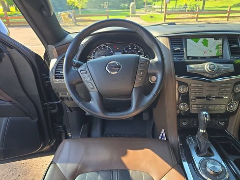 Used 2020 Nissan Armada Platinum w/ Platinum Reserve Package AWD/4WD image 15