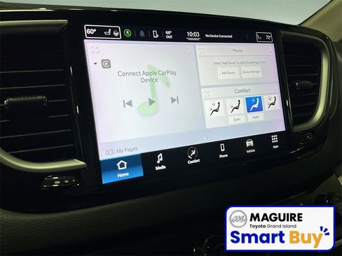 Used 2022 Chrysler Pacifica Touring-L image 16