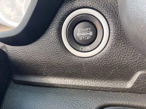 Used 2020 RAM 2500 Tradesman w/ Chrome Appearance Group image 21