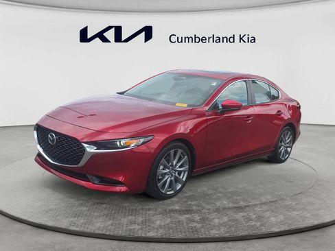 Used 2024 MAZDA MAZDA3 s FWD image 1
