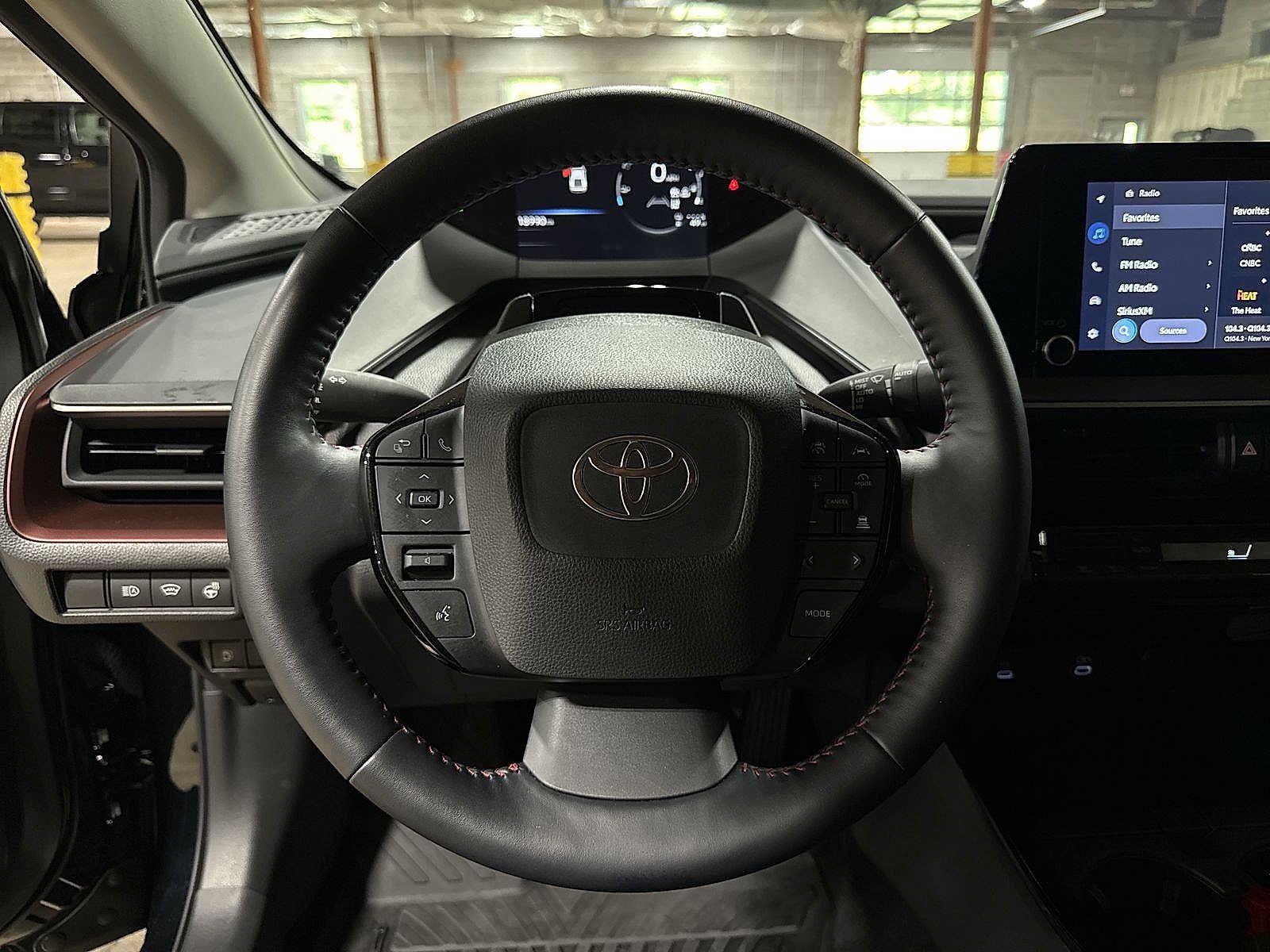 Used 2024 Toyota Prius Prime FWD image 18