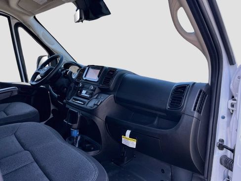 Used 2023 RAM ProMaster 2500 FWD image 25