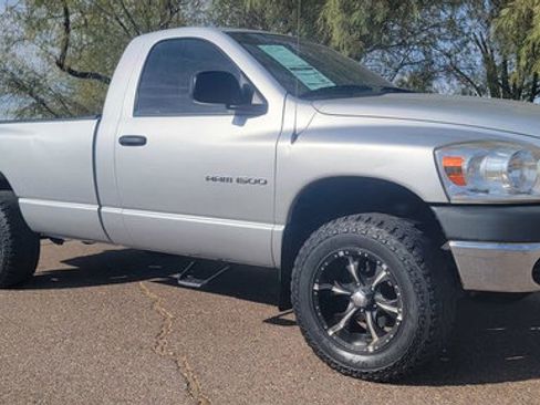 Used 2007 Dodge Ram 1500 Truck ST image 1