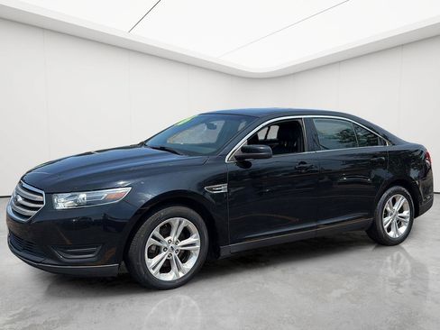 Used 2016 Ford Taurus SEL FWD image 3