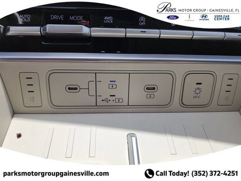 New 2024 Hyundai Santa Fe Calligraphy AWD/4WD image 23