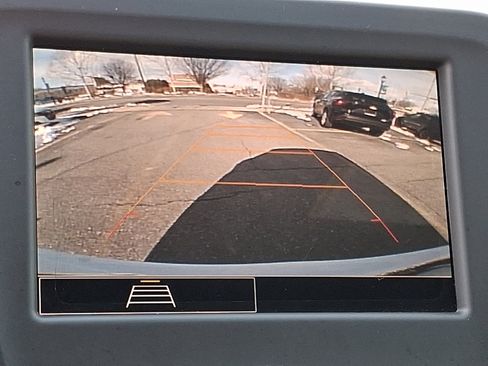 Used 2023 Chevrolet Equinox RS image 18