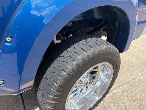 Used 2022 Ford F250 Lariat w/ Lariat Value Package AWD/4WD image 5