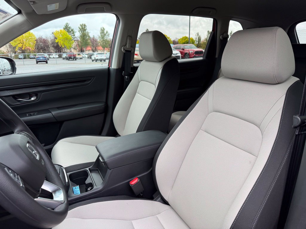 Used 2025 Honda CR-V LX image 14
