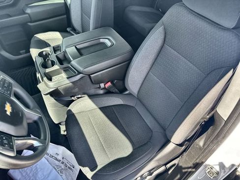 Used 2022 Chevrolet Silverado 1500 Custom w/ Safety Confidence Package image 20