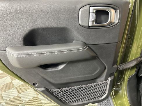 Used 2021 Jeep Wrangler Unlimited Sahara w/ Safety Group image 16