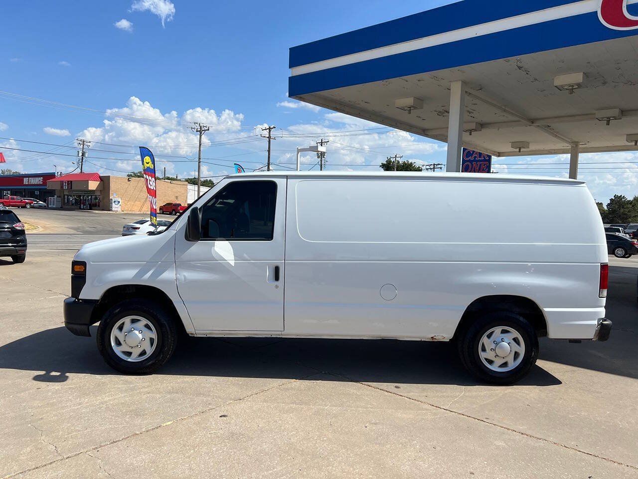 Used 2010 Ford E-150 and Econoline 150 RWD image 4