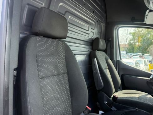 Used 2021 Mercedes-Benz Sprinter 2500 w/ Driver Convenience Package image 25