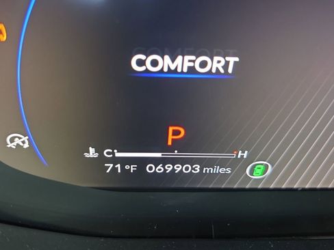 Used 2024 Acura MDX SH-AWD image 22