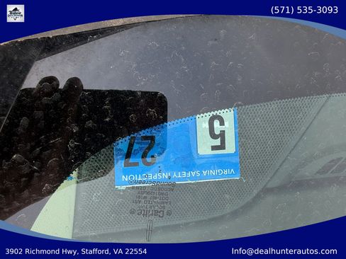 Used 2016 Lincoln MKS AWD w/ Equipment Group 101A image 31