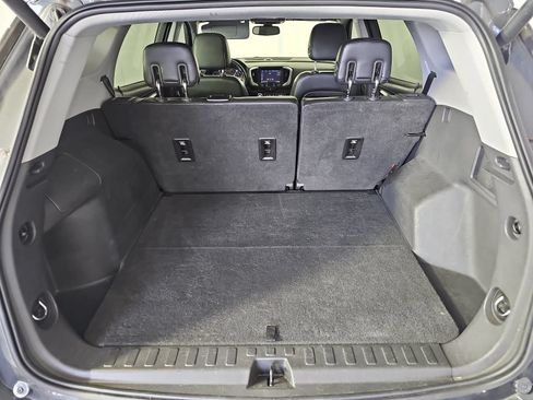 Used 2019 GMC Terrain SLT w/ Preferred Package FWD image 12