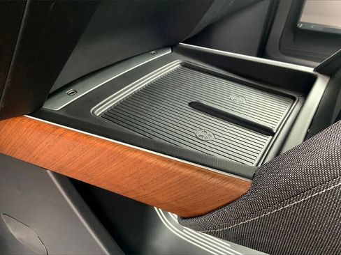 New 2026 Cadillac Vistiq Premium Luxury image 28