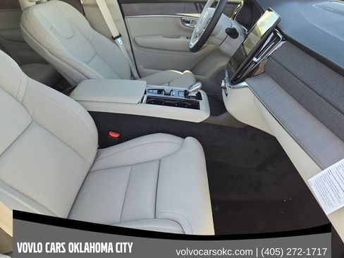 Used 2026 Volvo XC90 B6 Ultra w/ Protection Package Premier AWD/4WD image 14