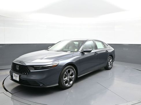 Certified 2023 Honda Accord EX image 1
