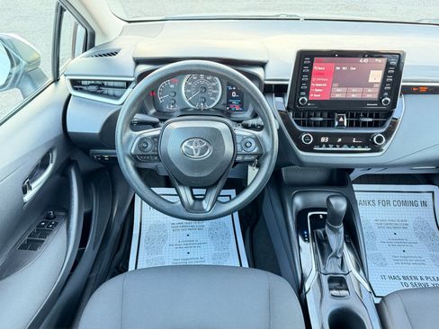 Used 2021 Toyota Corolla LE image 26