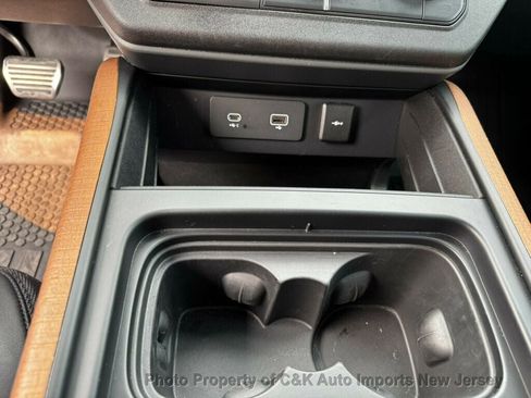 Used 2020 Land Rover Defender 110 X AWD/4WD image 12