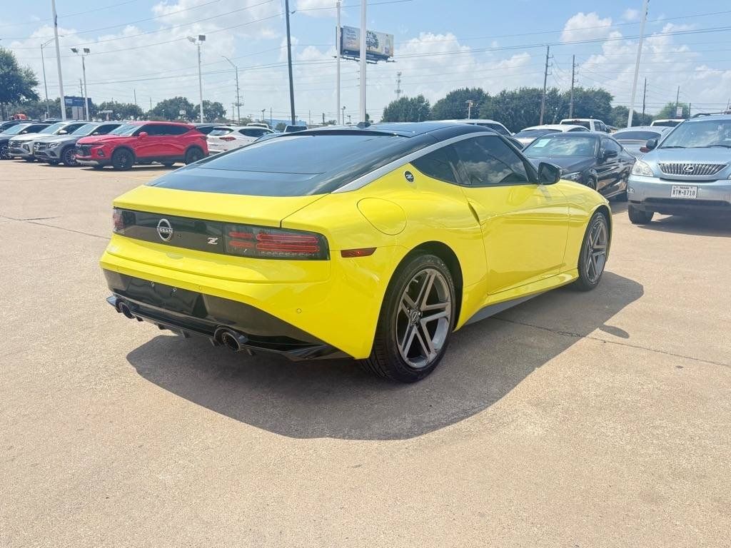 Used 2024 Nissan Z Sport w/ Floor Mat Package RWD image 7
