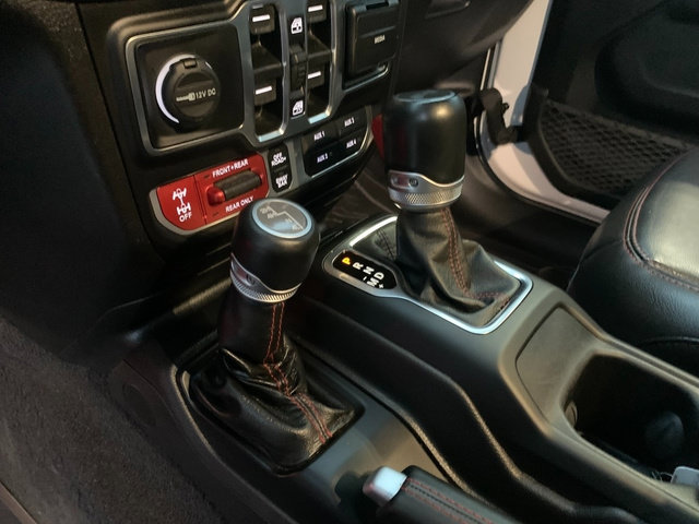 Used 2021 Jeep Wrangler Unlimited Rubicon AWD/4WD image 24