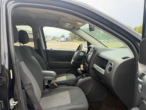 Used 2014 Jeep Compass Sport w/ Power Value Group FWD image 20