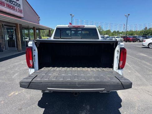 Used 2023 GMC Sierra 1500 AT4 w/ AT4 Premium Package AWD/4WD image 7