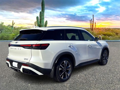 Used 2023 INFINITI QX60 Luxe w/ Cargo Package image 4