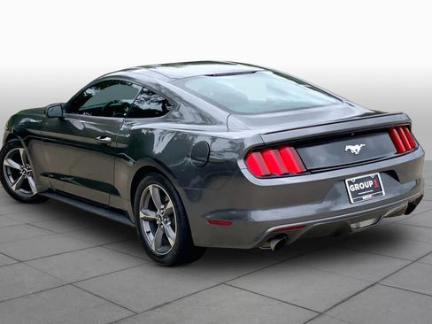 Used 2017 Ford Mustang Coupe RWD image 10
