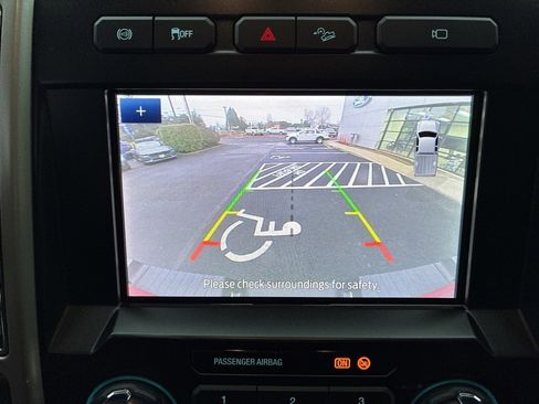 Used 2021 Ford F350 Lariat image 19